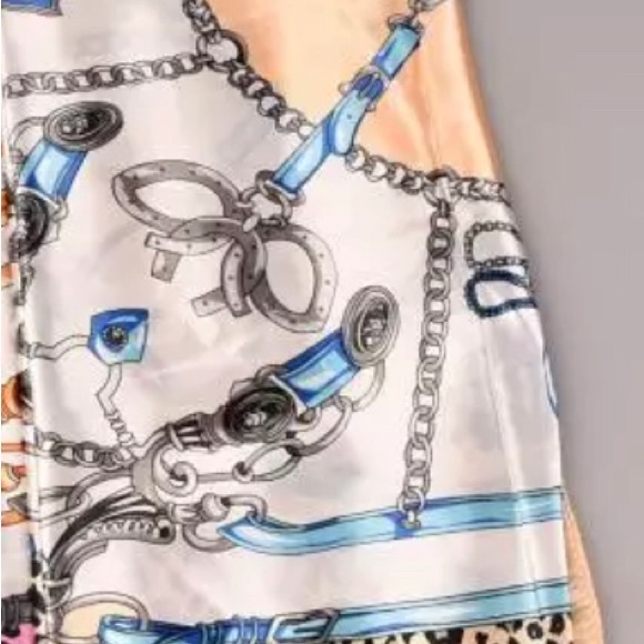 Large square head and neck scarf 🧣. (Brand new) - Picture 2 of 3